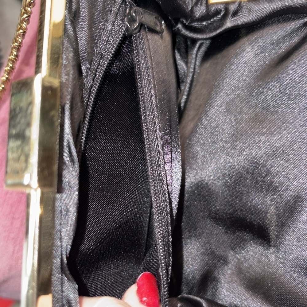 Revlon Flair Clutch shoulder bag NWT holiday / evening bag Padded Taffeta Red - Picture 14 of 15